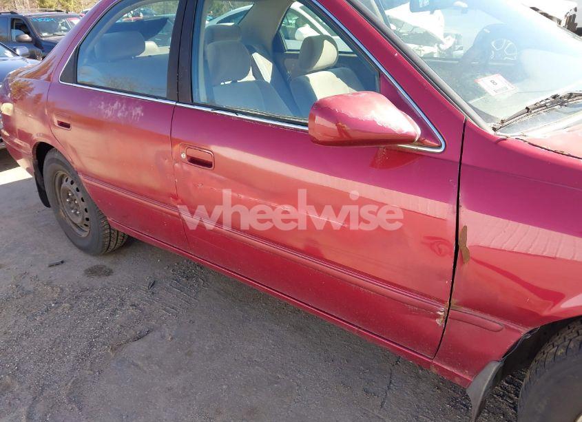 Photo 12 of 1998 Toyota Camry LE (VIN 4T1BG22K9WU367829)