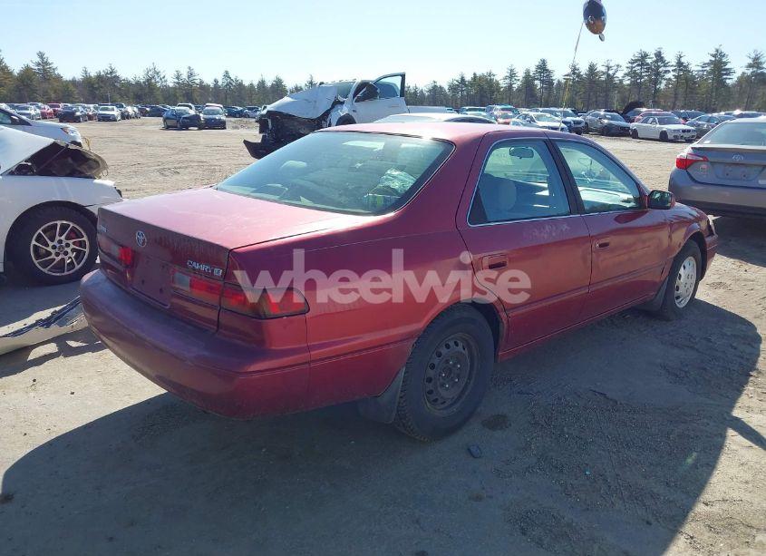 Photo 4 of 1998 Toyota Camry LE (VIN 4T1BG22K9WU367829)