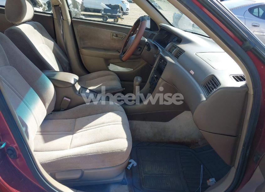 Photo 5 of 1998 Toyota Camry LE (VIN 4T1BG22K9WU367829)