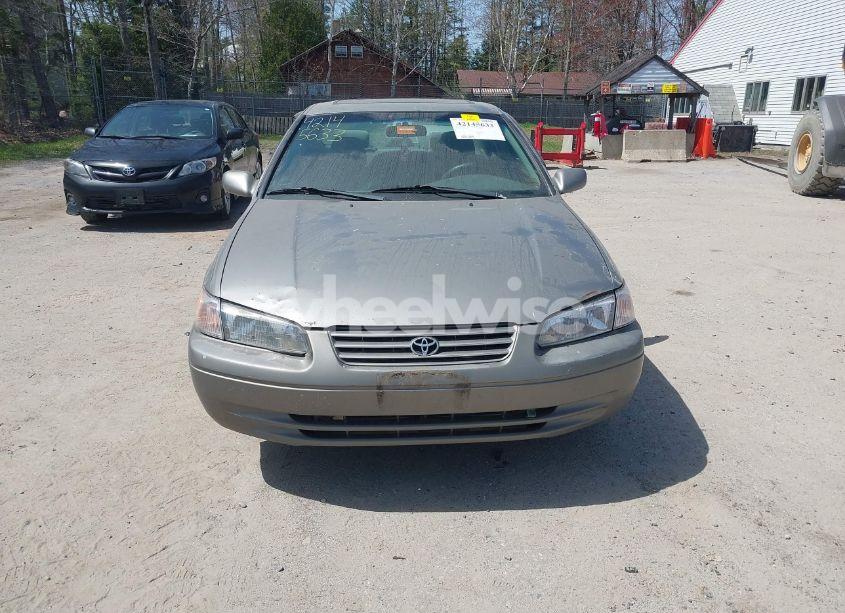Photo 13 of 1999 Toyota Camry LE (VIN 4T1BG22K9XU443843)
