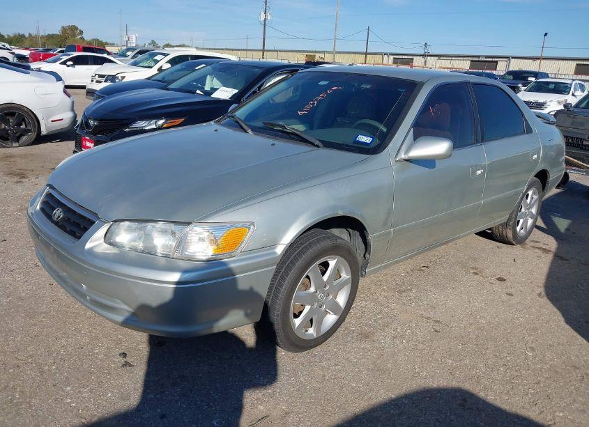 Photo 2 of 2000 Toyota Camry CE (VIN 4T1BG22K9YU010458)