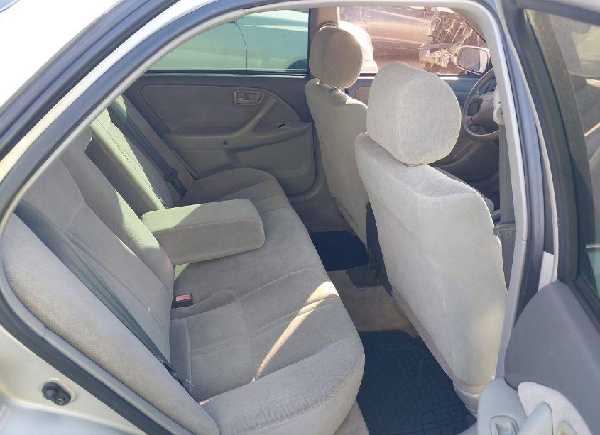 Photo 8 of 2000 Toyota Camry CE (VIN 4T1BG22K9YU010458)