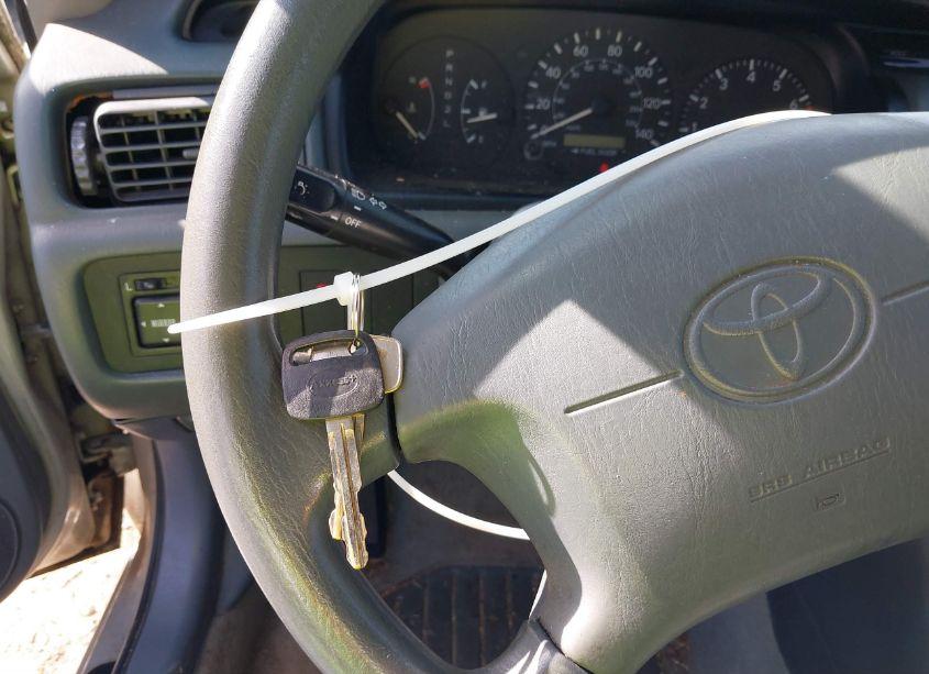 Photo 11 of 2000 Toyota Camry CE (VIN 4T1BG22K9YU645907)