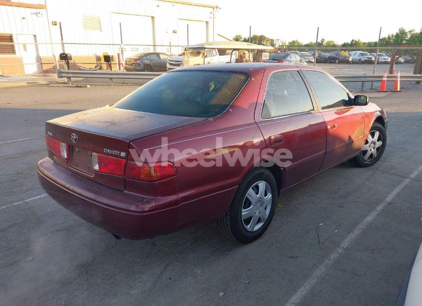 Photo 4 of 2000 Toyota Camry LE (VIN 4T1BG22K9YU688451)