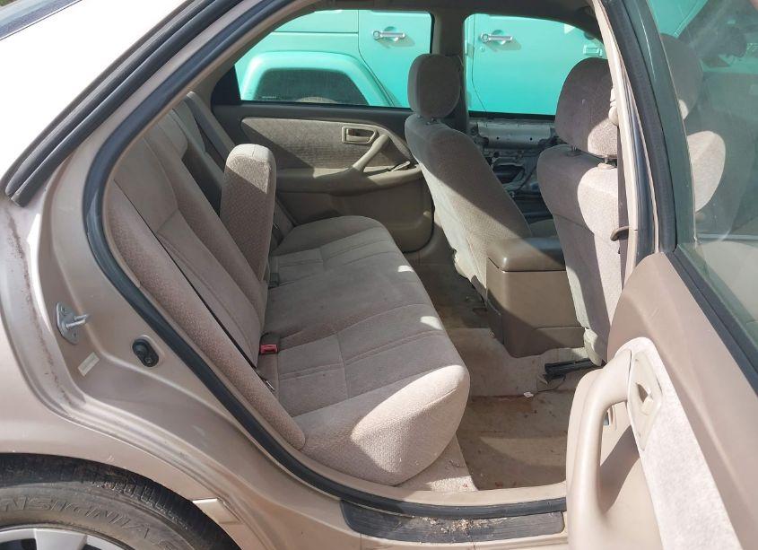 Photo 8 of 2000 Toyota Camry LE (VIN 4T1BG22K9YU976843)