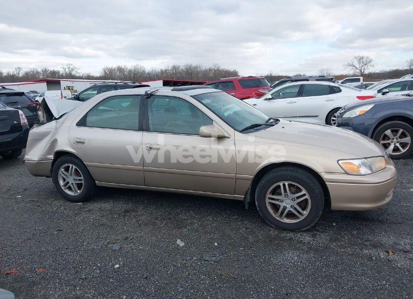 Photo 14 of 2000 Toyota Camry LE (VIN 4T1BG22K9YU979547)