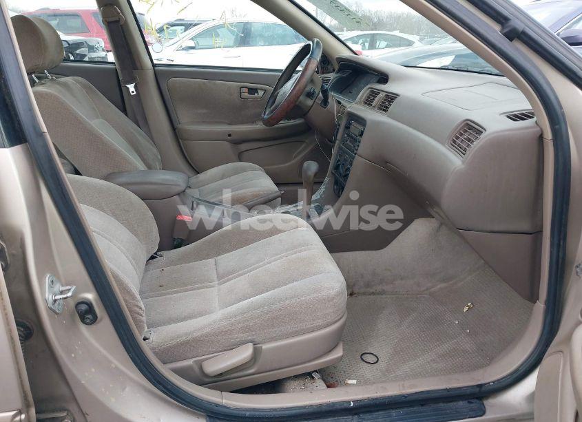 Photo 5 of 2000 Toyota Camry LE (VIN 4T1BG22K9YU979547)