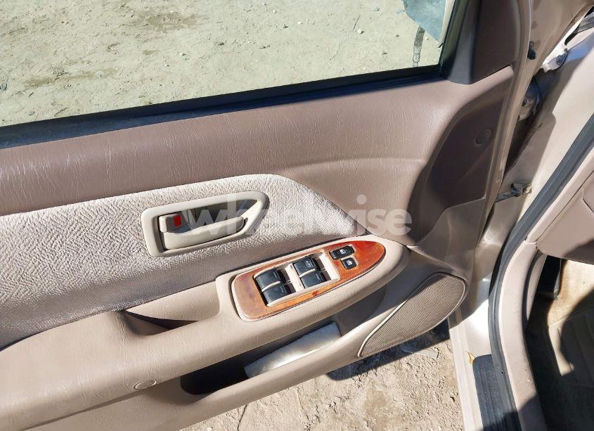 Photo 13 of 2000 Toyota Camry CE (VIN 4T1BG22K9YU980648)