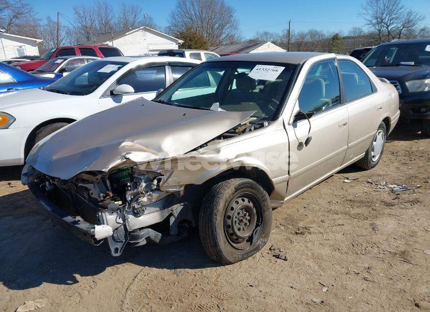 Photo 2 of 2000 Toyota Camry CE (VIN 4T1BG22K9YU980648)