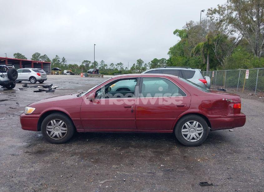 Photo 14 of 2001 Toyota Camry LE (VIN 4T1BG22KX1U031082)