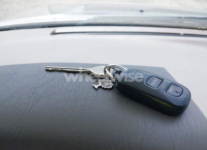 Photo 11 of 2001 Toyota Camry LE (VIN 4T1BG22KX1U072957)