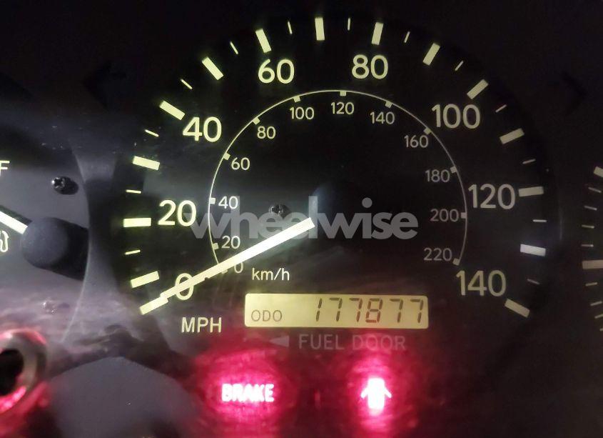 Photo 15 of 2001 Toyota Camry LE (VIN 4T1BG22KX1U102720)