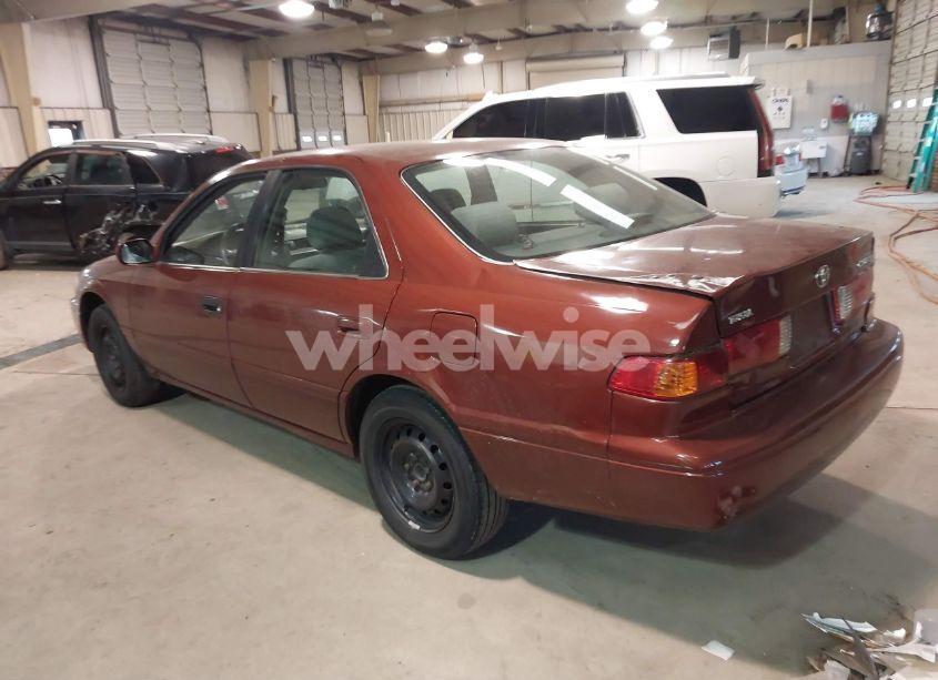 Photo 3 of 2001 Toyota Camry LE (VIN 4T1BG22KX1U102720)