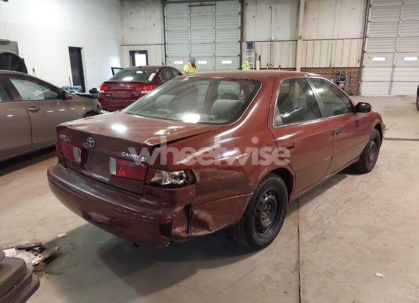 Photo 4 of 2001 Toyota Camry LE (VIN 4T1BG22KX1U102720)