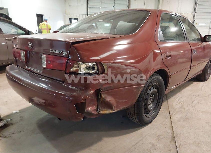 Photo 6 of 2001 Toyota Camry LE (VIN 4T1BG22KX1U102720)