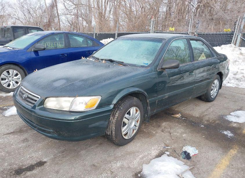 Photo 2 of 2001 Toyota Camry LE (VIN 4T1BG22KX1U777127)