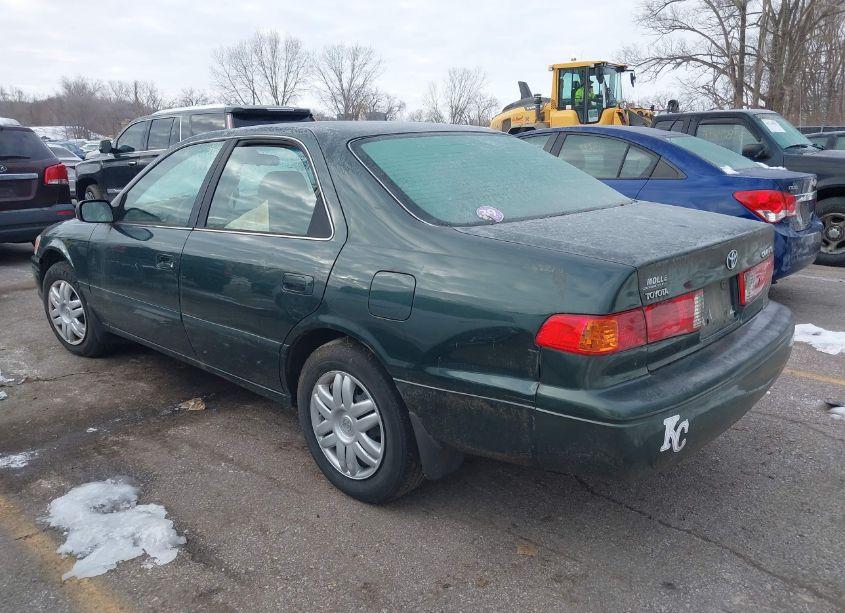 Photo 3 of 2001 Toyota Camry LE (VIN 4T1BG22KX1U777127)