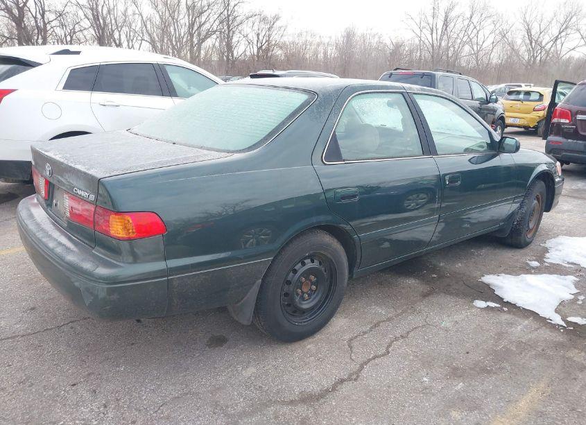 Photo 4 of 2001 Toyota Camry LE (VIN 4T1BG22KX1U777127)