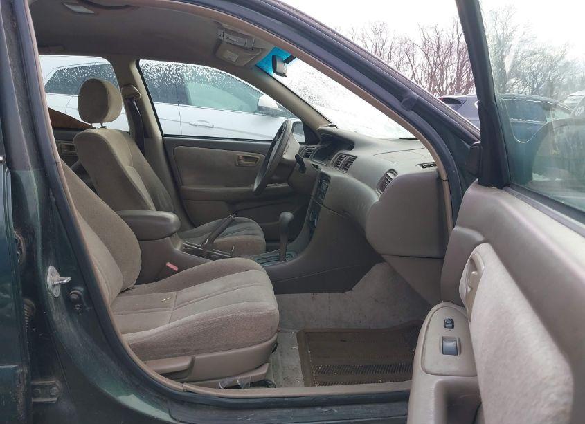 Photo 5 of 2001 Toyota Camry LE (VIN 4T1BG22KX1U777127)