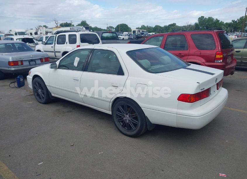 Photo 3 of 2001 Toyota Camry CE (VIN 4T1BG22KX1U854028)