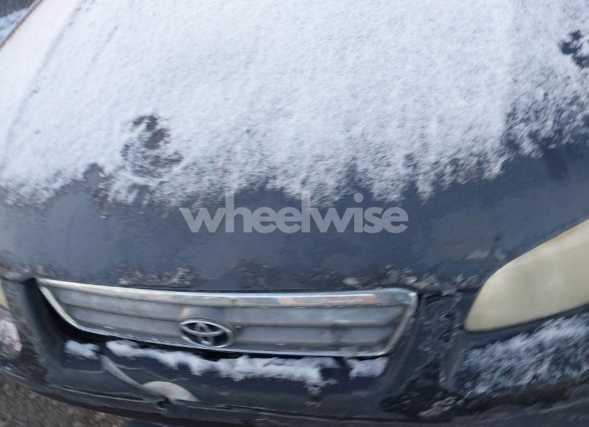 Photo 10 of 2001 Toyota Camry LE (VIN 4T1BG22KX1U858810)