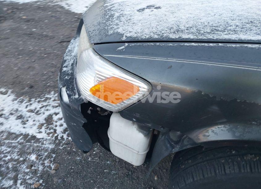 Photo 6 of 2001 Toyota Camry LE (VIN 4T1BG22KX1U858810)