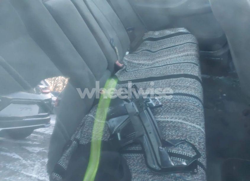 Photo 8 of 2001 Toyota Camry LE (VIN 4T1BG22KX1U858810)