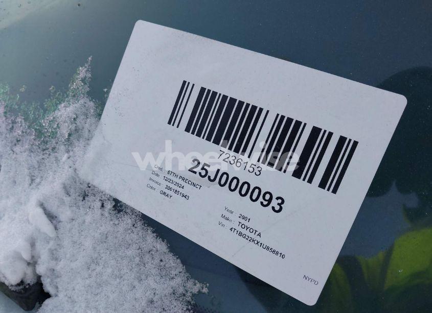 Photo 9 of 2001 Toyota Camry LE (VIN 4T1BG22KX1U858810)