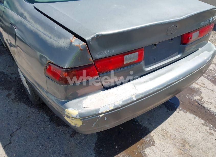 Photo 12 of 1997 Toyota Camry LE (VIN 4T1BG22KXVU091174)