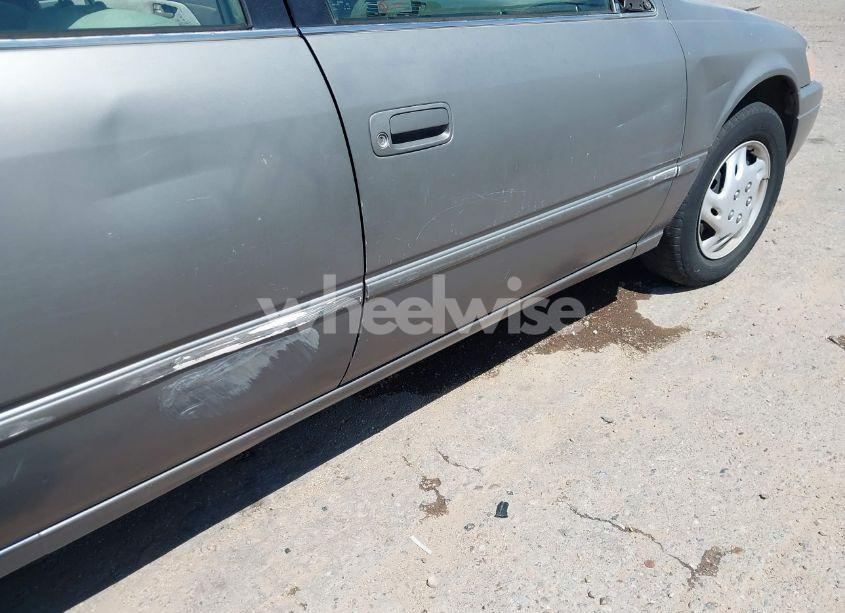 Photo 13 of 1997 Toyota Camry LE (VIN 4T1BG22KXVU091174)