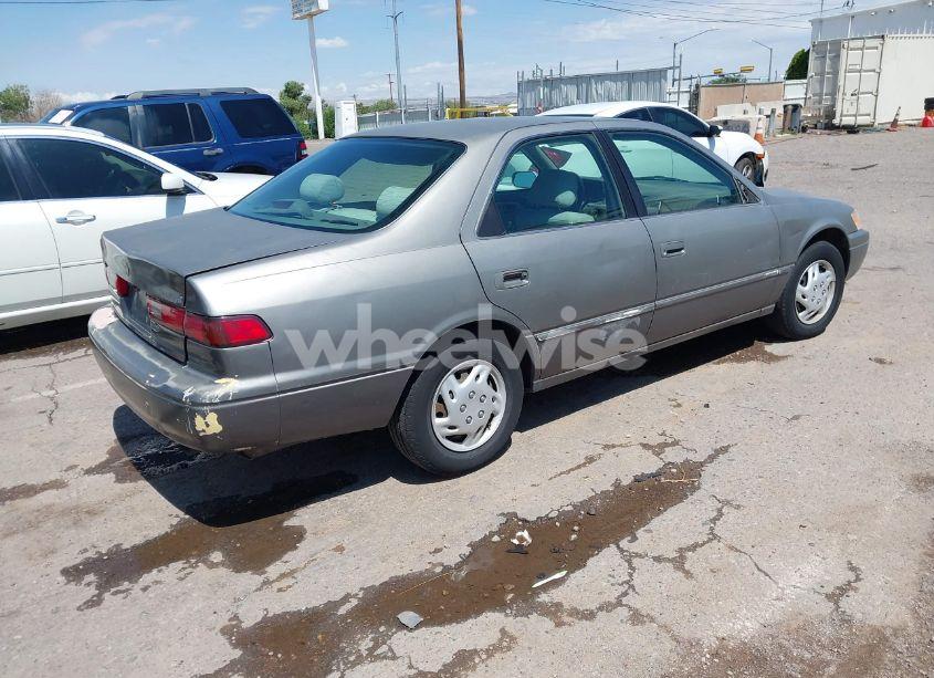 Photo 4 of 1997 Toyota Camry LE (VIN 4T1BG22KXVU091174)