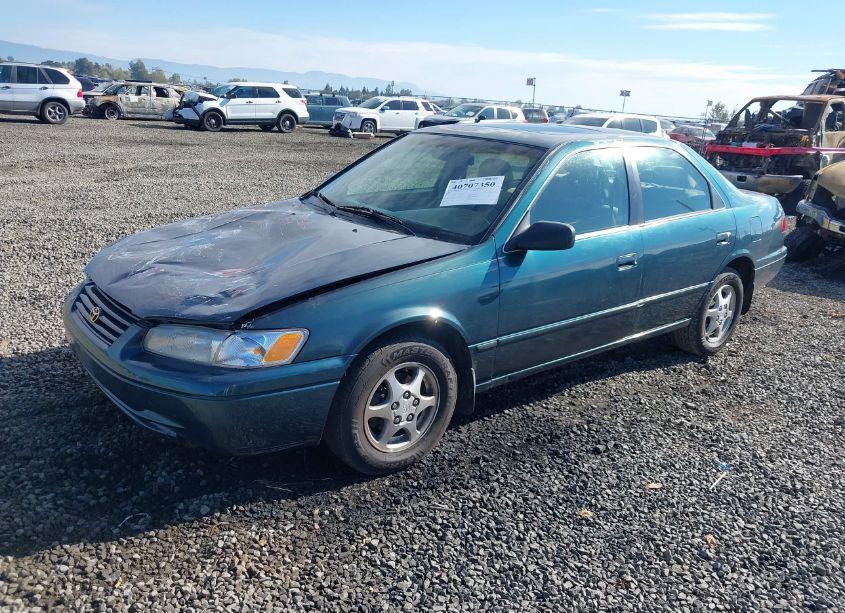 Photo 2 of 1997 Toyota Camry XLE (VIN 4T1BG22KXVU175141)