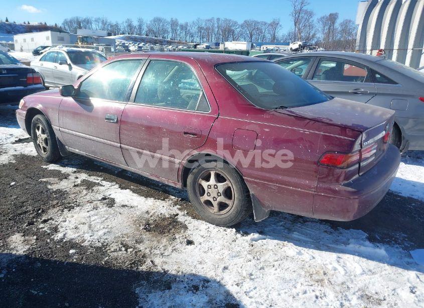Photo 3 of 1998 Toyota Camry LE (VIN 4T1BG22KXWU293014)