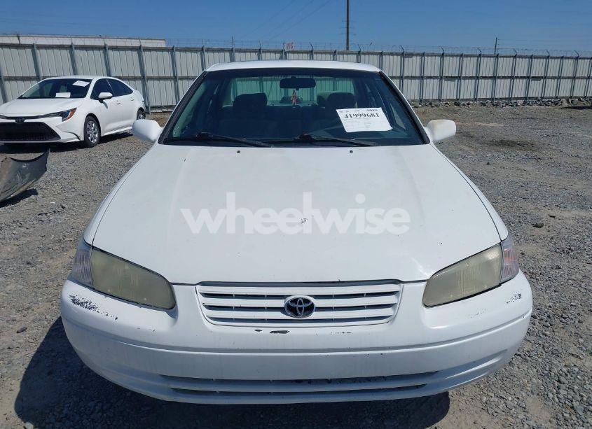 Photo 12 of 1998 Toyota Camry LE (VIN 4T1BG22KXWU312113)