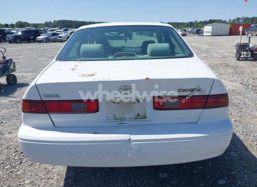 Photo 16 of 1998 Toyota Camry LE (VIN 4T1BG22KXWU312113)
