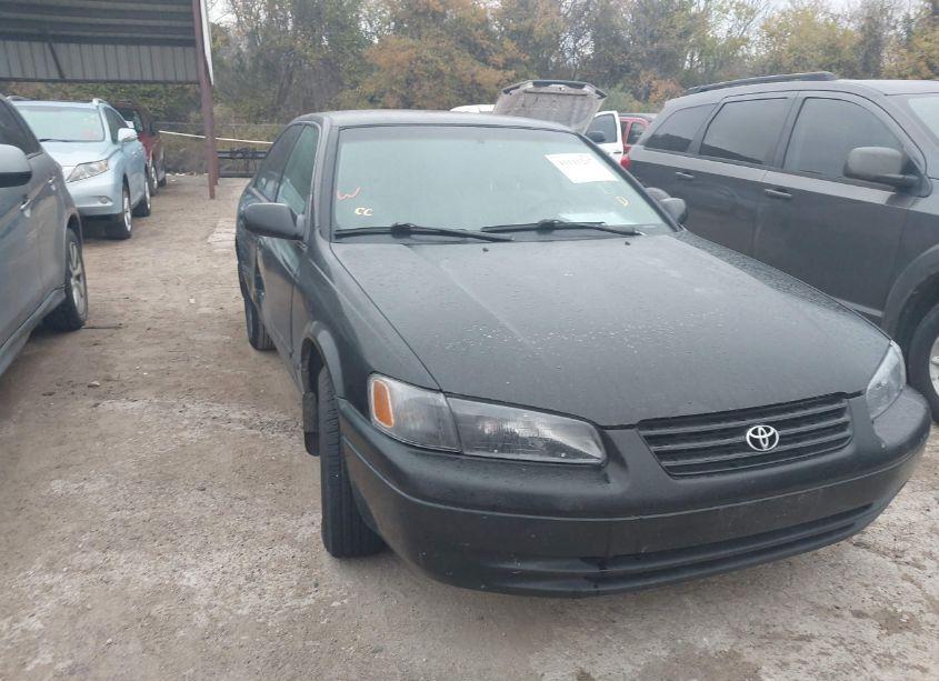 1999 Toyota Camry CE (VIN 4T1BG22KXXU497474) main photo