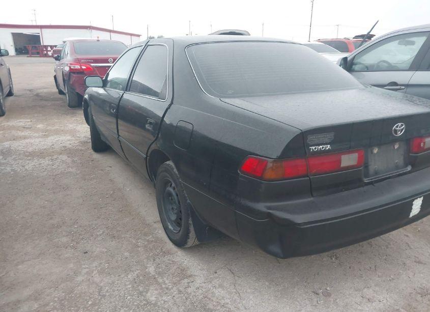 Photo 3 of 1999 Toyota Camry CE (VIN 4T1BG22KXXU497474)