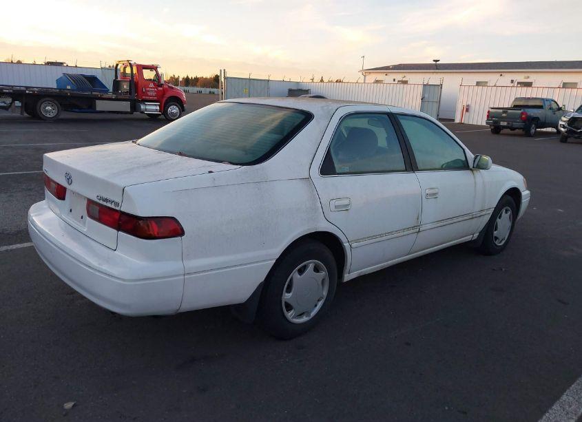 Photo 4 of 1999 Toyota Camry CE (VIN 4T1BG22KXXU902958)