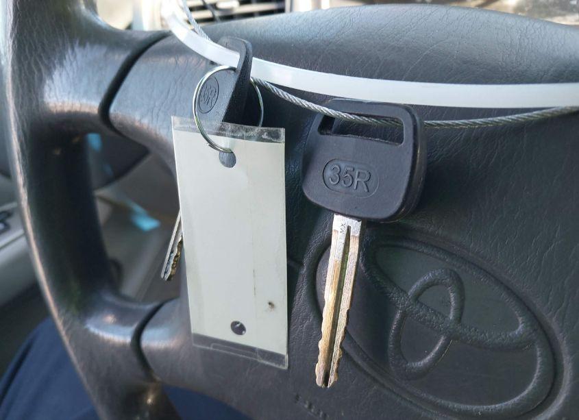 Photo 11 of 2000 Toyota Camry CE (VIN 4T1BG22KXYU008993)