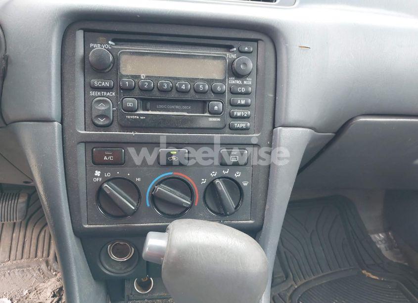 Photo 12 of 2000 Toyota Camry CE (VIN 4T1BG22KXYU685655)