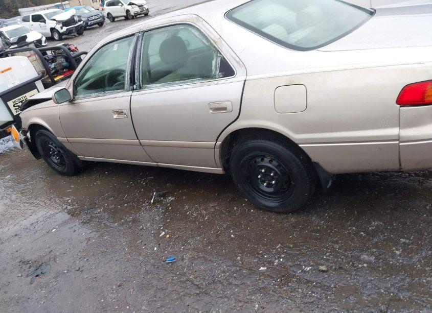 Photo 14 of 2000 Toyota Camry CE (VIN 4T1BG22KXYU749757)