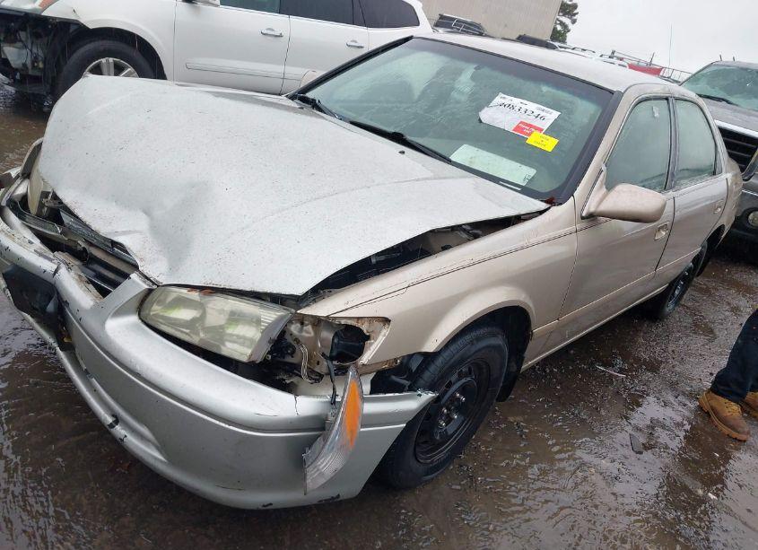 Photo 2 of 2000 Toyota Camry CE (VIN 4T1BG22KXYU749757)