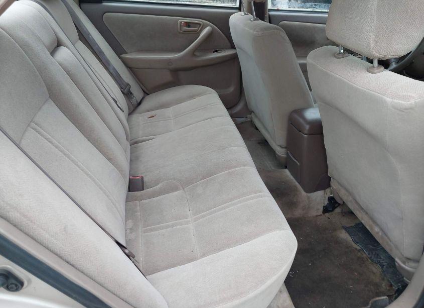 Photo 8 of 2000 Toyota Camry CE (VIN 4T1BG22KXYU749757)