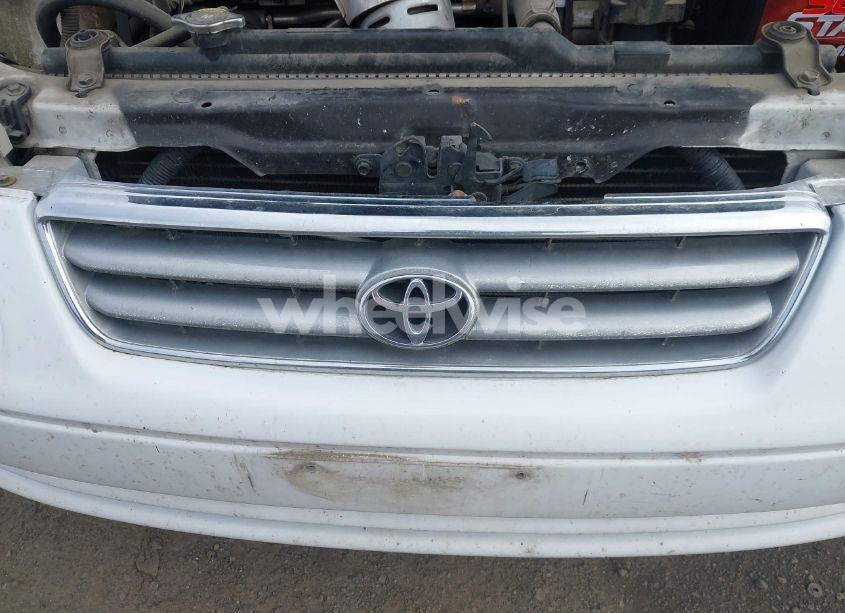 Photo 6 of 2000 Toyota Camry LE (VIN 4T1BG22KXYU948498)