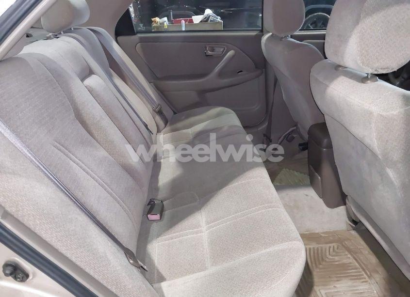 Photo 8 of 2000 Toyota Camry LE (VIN 4T1BG22KXYU975491)