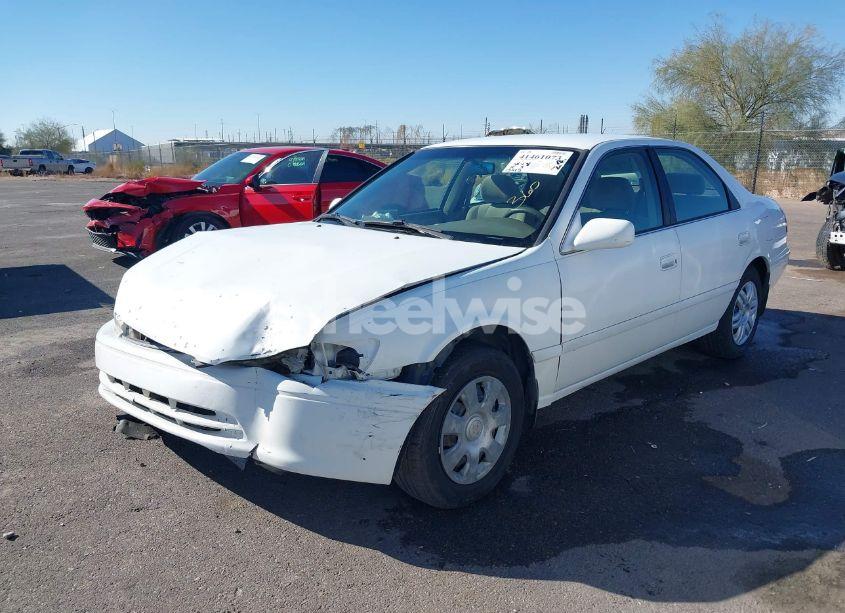 Photo 2 of 2000 Toyota Camry LE (VIN 4T1BG28K0YU926551)