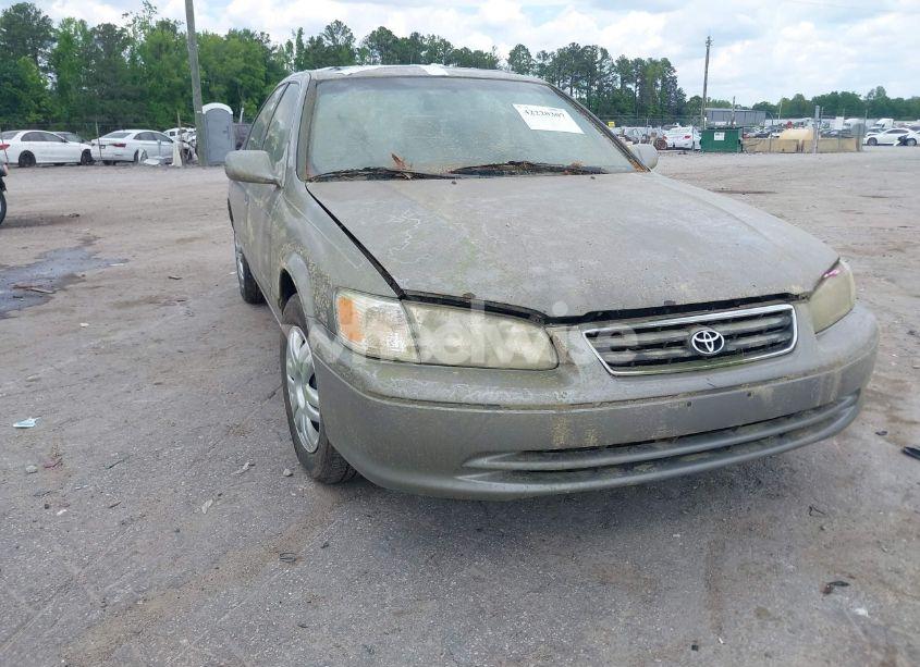 Photo 6 of 2001 Toyota Camry LE (VIN 4T1BG28K11U040227)