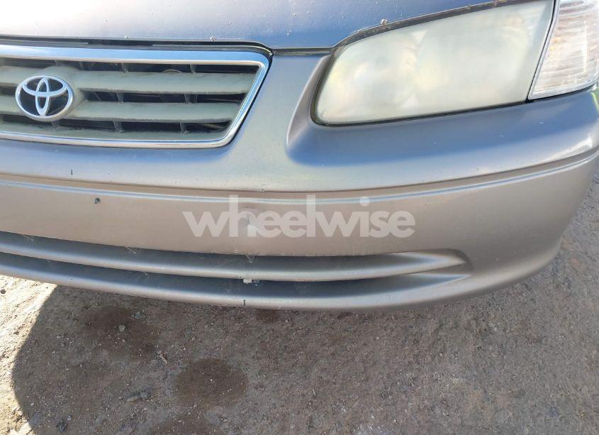 Photo 6 of 2001 Toyota Camry LE (VIN 4T1BG28K21U018298)