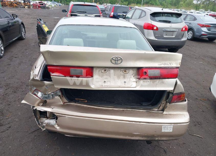 Photo 16 of 1998 Toyota Camry XLE (VIN 4T1BG28K2WU288445)