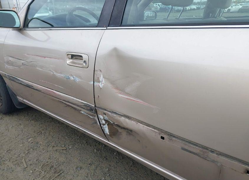 Photo 6 of 2000 Toyota Camry LE (VIN 4T1BG28K2YU978005)